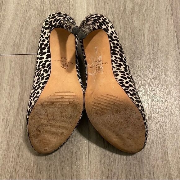Animal print with faux hair, 4” heel, size… - Picture 8 of 10